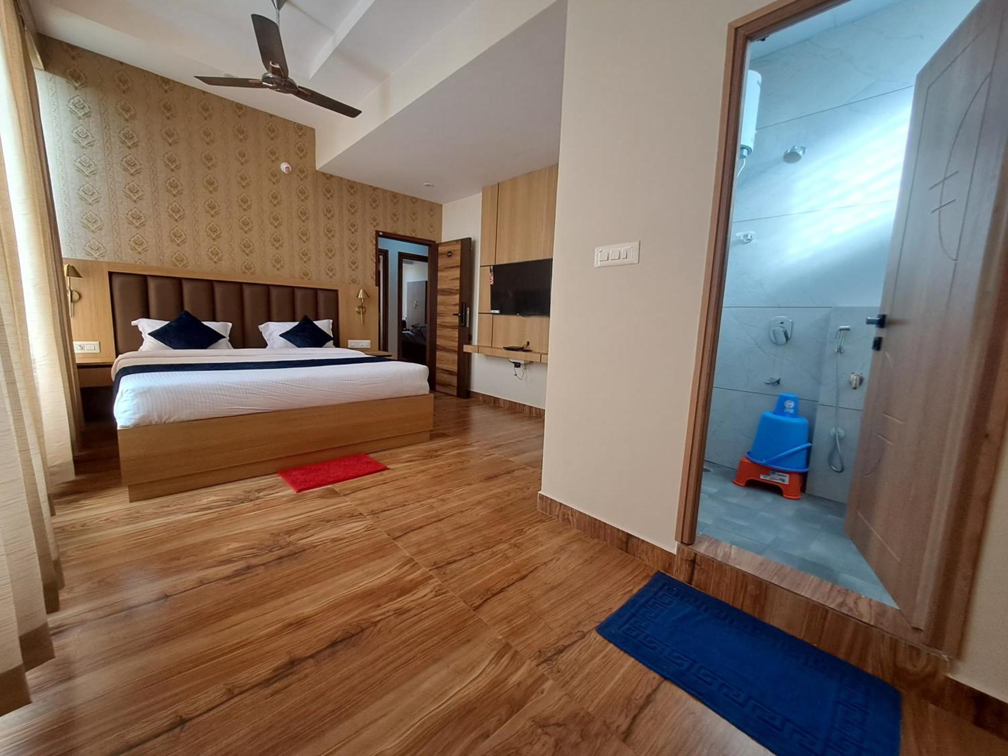 Sky Inn Mysore Exteriör bild