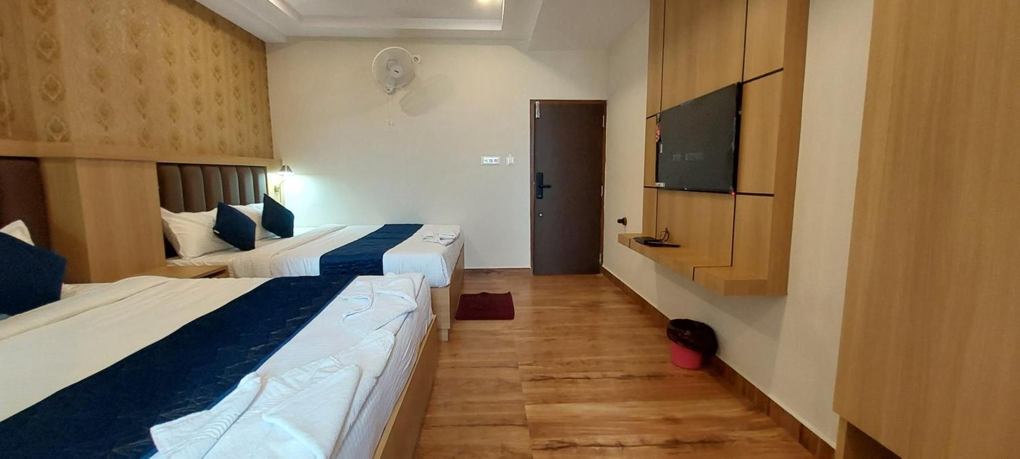 Sky Inn Mysore Exteriör bild